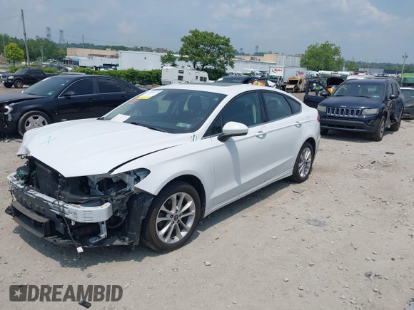 2020 Ford Fusion SE with VIN 3FA6P0LUXLR155881, listed as a IAAI auction lot 42426199 with 103,809 mi miles and . Bid and sale history available at DreamBid. Image 18.