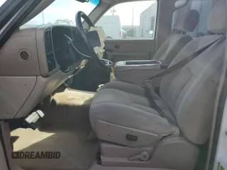 2006 Chevrolet Suburban LS with VIN 1GNEC16Z26J103424, listed as a Copart auction lot 77138094 with 234,259 mi miles and Salvage Title. Bid and sale history available at carsss.com. Image 7.