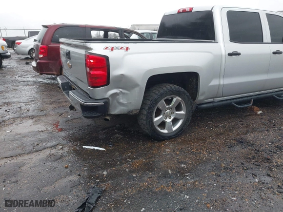 2014 Chevrolet Silverado 1500 LT with VIN 3GCUKREC1EG226540, listed as a IAAI auction lot 41527522 with 177,892 mi miles. Bid and sale history available at carsss.com. Image 6.