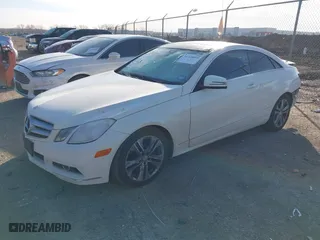 2011 Mercedes-Benz E-Class E 350 with VIN WDDKJ5GB9BF114935, listed as a IAAI auction lot 41328018 with 123,706 mi miles. Bid and sale history available at carsss.com. Image 2.