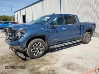 2024 GMC Sierra 1500 SLT with VIN 3GTUUDE80RG297792, listed as a Copart auction lot 46713855 with 8,427 mi miles and Salvage title. Bid and sale history available at DreamBid. Image 1.