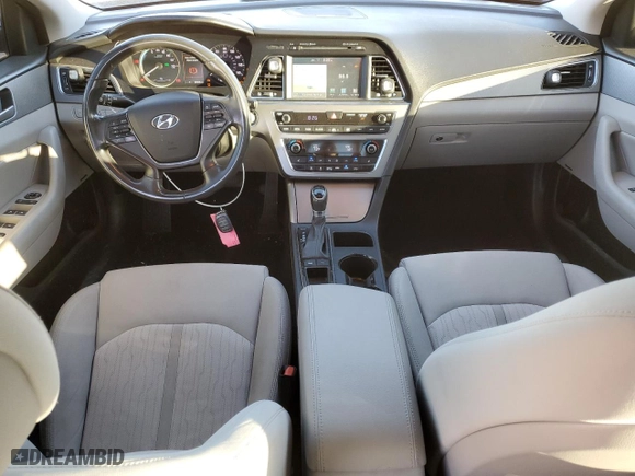 2017 Hyundai Sonata Plug-In Hybrid with VIN KMHE14L2XHA049232, listed as a Copart auction lot 86399654 with NaN miles and Salvage Title. Bid and sale history available at carsss.com. Image 8.