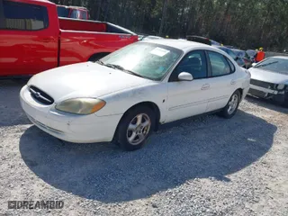 2002 Ford Taurus SES Standard with VIN 1FAFP55252A268767, listed as a IAAI auction lot 41714530 with 222,318 mi miles. Bid and sale history available at carsss.com. Image 2.