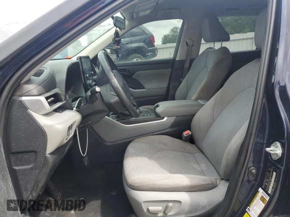 2020 Toyota Highlander LE with VIN 5TDBZRBH8LS012906, listed as a Copart auction lot 54832115 with 68,673 mi miles and Clean title. Bid and sale history available at DreamBid. Image 7.