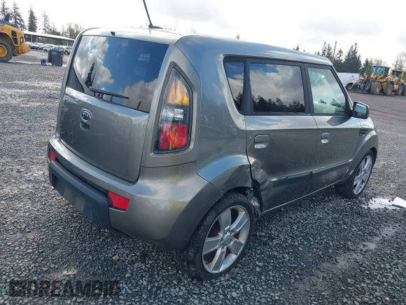 2010 Kia Soul + with VIN KNDJT2A28A7047275, listed as a IAAI auction lot 42013630 with 110,734 mi miles. Bid and sale history available at carsss.com. Image 4.