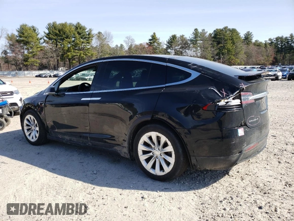 2017 Tesla Model X 90D z VIN 5YJXCBE23HF057270, wystawiony jako Copart lot #51056605 z przebiegiem 45 541 mil mil oraz Szkody całkowita. Historia ofert i sprzedaży dostępna na DreamBid. Obrazek 2.