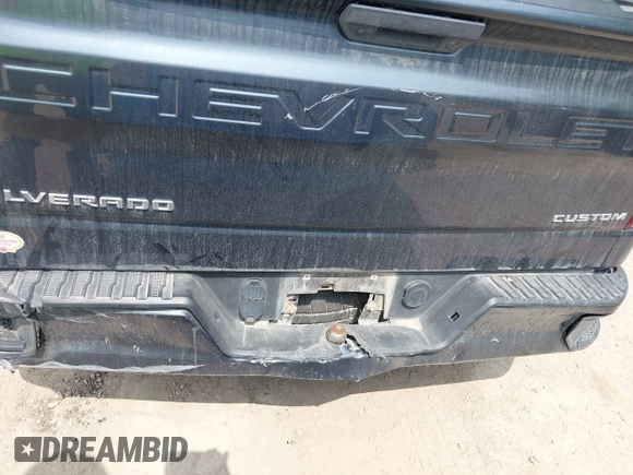 2019 Chevrolet Silverado 1500 Custom with VIN 3GCPYBEH9KG238011, listed as a IAAI auction lot 41937367 with 92,081 mi miles and . Bid and sale history available at DreamBid. Image 17.