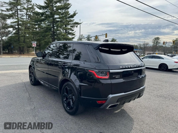 2018 Land Rover Range Rover Sport HSE with VIN SALWR2RV7JA199367, listed as a Copart auction lot 54084925 with 133,299 mi miles and Clean Title. Bid and sale history available at carsss.com. Image 4.