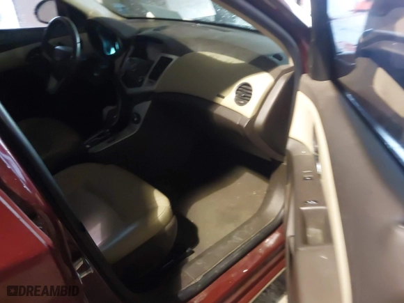2015 Chevrolet Cruze LT with VIN 1G1PE5SB6F7206220, listed as a IAAI auction lot 41181869 with 182,609 mi miles. Bid and sale history available at carsss.com. Image 5.