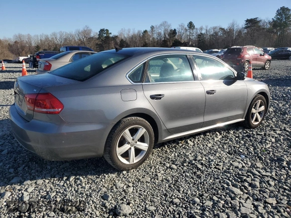 2013 Volkswagen Passat SE with VIN 1VWBH7A39DC080922, listed as a Copart auction lot 48491425 with 121,980 mi miles and Salvage title. Bid and sale history available at DreamBid. Image 3.