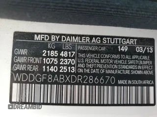 2013 Mercedes-Benz C 300 Sport с VIN WDDGF8ABXDR286670, выставлен на аукционе Copart как лот 61009525 с пробегом 125 791 миль миль и Списание • Salvage title. История ставок и продаж доступна на DreamBid. Изображение 12.
