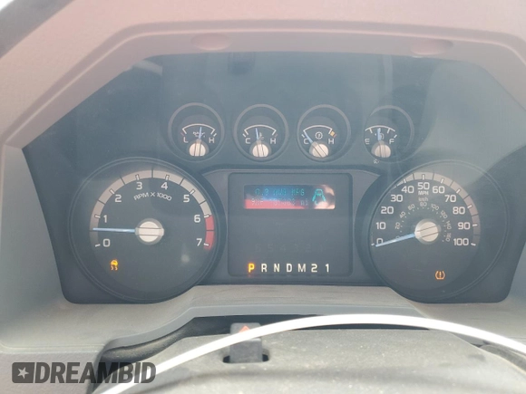 2014 Ford F-250 XL with VIN 1FT7W2B69EEB09366, listed as a Copart auction lot 60901435 with 155,083 mi miles and Salvage title. Bid and sale history available at DreamBid. Image 9.