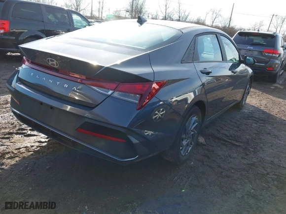 2024 Hyundai Elantra Essential with VIN KMHLM4DG3RU786815, listed as a IAAI auction lot 41310670 with 13,174 mi miles. Bid and sale history available at carsss.com. Image 4.