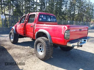 2001 Toyota Tacoma PreRunner with VIN 5TEGN92N61Z756480, listed as a IAAI auction lot 42060533 with 1 mi miles. Bid and sale history available at carsss.com. Image 3.