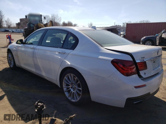 2014 BMW 7 Series 740Li xDrive with VIN WBAYF4C50ED281830, listed as a Copart auction lot 48557035 with 129,497 mi miles and Salvage Title. Bid and sale history available at carsss.com. Image 2.