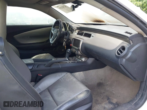 2013 Chevrolet Camaro LT with VIN 2G1FC1E39D9184322, listed as a IAAI auction lot 42182333 with Not provided miles and . Bid and sale history available at DreamBid. Image 5.