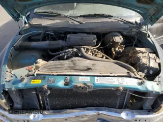 1996 Dodge 1500 z VIN 3B7HC13Y0TM120450, wystawiony jako Copart lot #78552594 z przebiegiem 317 248 mil mil oraz Szkoda całkowita • Salvage title. Historia ofert i sprzedaży dostępna na DreamBid. Obrazek 11.