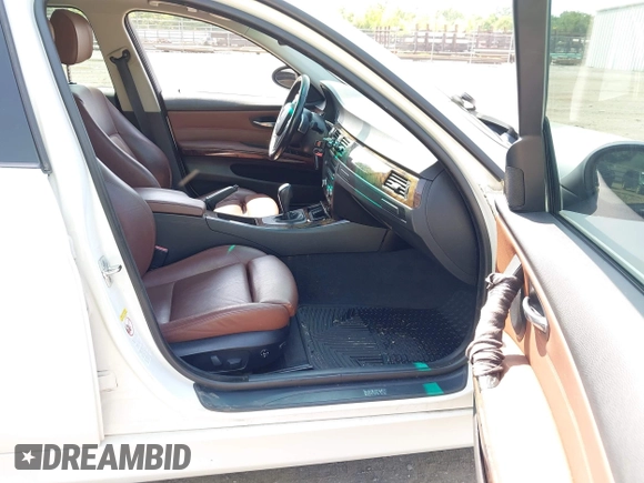2008 BMW 3 Series 328xi with VIN WBAVC935X8K042486, listed as a IAAI auction lot 42471875 with 178,268 mi miles and . Bid and sale history available at DreamBid. Image 5.