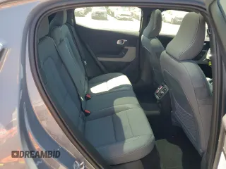 2024 Polestar 2 z VIN YSMFE3KA7RL246692, wystawiony jako Copart lot #69330624 z przebiegiem 1614 mil mil oraz Szkody całkowita. Historia ofert i sprzedaży dostępna na DreamBid. Obrazek 10.