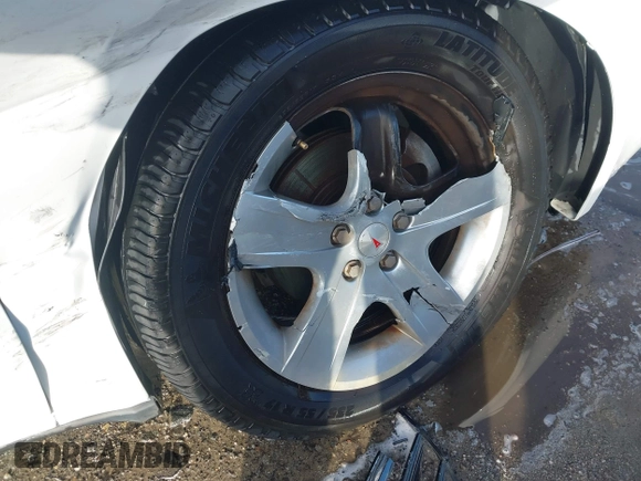 2009 Pontiac G6 1SA z VIN 1G2ZG57B394187803, wystawiony jako IAAI lot #41100404 z przebiegiem 242 388 mil mil oraz . Historia ofert i sprzedaży dostępna na DreamBid. Obrazek 18.