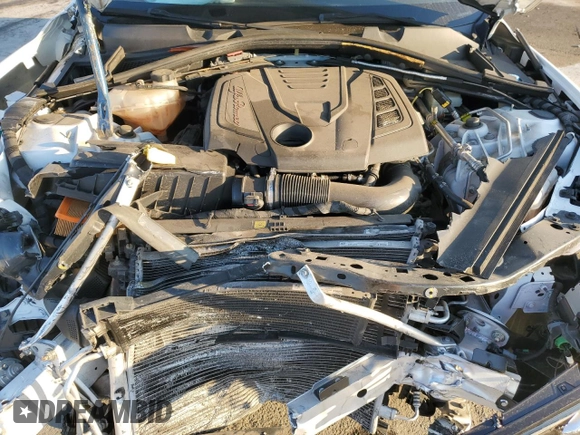 2018 Alfa Romeo Giulia z VIN ZARFAEBN6J7597943, wystawiony jako Copart lot #88288745 z przebiegiem 105 551 mil mil oraz Szkoda całkowita • Salvage title. Historia ofert i sprzedaży dostępna na DreamBid. Obrazek 12.