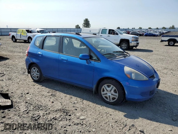 2007 Honda Fit with VIN JHMGD37407S044719, listed as a Copart auction lot 59192715 with 275,955 mi miles and Clean title. Bid and sale history available at DreamBid. Image 4.
