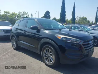 2016 Hyundai Tucson SE z VIN KM8J23A46GU125424, wystawiony jako IAAI lot #42349510 z przebiegiem 112 133 mil mil oraz . Historia ofert i sprzedaży dostępna na DreamBid. Obrazek 1.