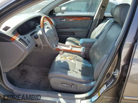 2006 Toyota Avalon XL with VIN 4T1BK36B26U145079, listed as a Copart auction lot 55887725 with 268,289 mi miles and Clean Title. Bid and sale history available at DreamBid. Image 7.