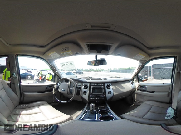 2013 Ford Expedition Limited z VIN 1FMJU1K50DEF62797, wystawiony jako IAAI lot #42166421 z przebiegiem 105 646 mil mil oraz . Historia ofert i sprzedaży dostępna na DreamBid. Obrazek 18.