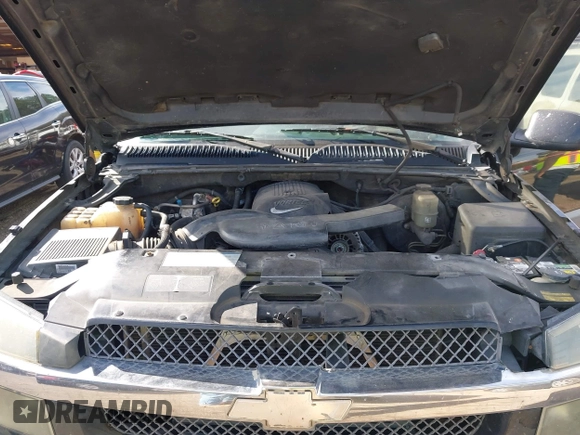 2002 Chevrolet Avalanche z VIN 3GNEK13T22G315559, wystawiony jako IAAI lot #41884458 z przebiegiem 332 266 mil mil oraz . Historia ofert i sprzedaży dostępna na DreamBid. Obrazek 10.