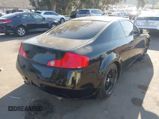 2005 Infiniti G35 Coupe with VIN JNKCV54E85M409346, listed as a IAAI auction lot 42000205 with 164,097 mi miles. Bid and sale history available at carsss.com. Image 4.