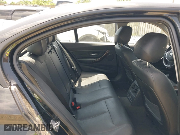 2014 BMW 3 Series 328i xDrive с VIN WBA3B5G58ENS07846, выставлен на аукционе IAAI как лот 42594298 с пробегом 172 617 миль миль и . История ставок и продаж доступна на DreamBid. Изображение 8.