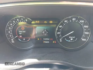 2015 Lincoln MKC z VIN 5LMCJ1A97FUJ22751, wystawiony jako IAAI lot #42266144 z przebiegiem 153 295 mil mil oraz . Historia ofert i sprzedaży dostępna na DreamBid. Obrazek 7.