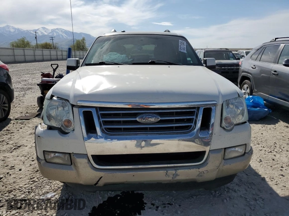 2010 Ford Explorer Eddie Bauer z VIN 1FMEU7E87AUB12835, wystawiony jako Copart lot #53271045 z przebiegiem 154 046 mil mil oraz Szkoda całkowita • Salvage title. Historia ofert i sprzedaży dostępna na DreamBid. Obrazek 5.
