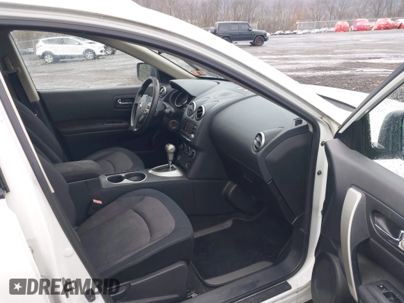2011 Nissan Rogue S z VIN JN8AS5MV1BW305528, wystawiony jako IAAI lot #41936403 z przebiegiem 175 033 mil mil oraz . Historia ofert i sprzedaży dostępna na DreamBid. Obrazek 5.