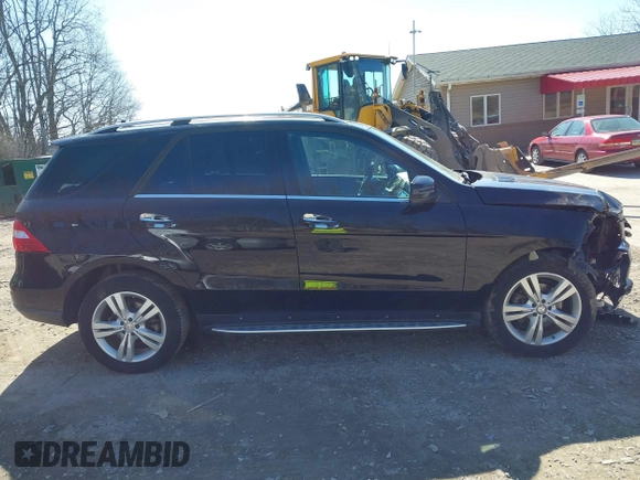 2013 Mercedes-Benz M 350 with VIN 4JGDA2EB8DA172373, listed as a IAAI auction lot 41749809 with 158,898 mi miles and . Bid and sale history available at DreamBid. Image 13.