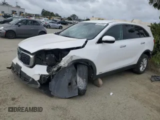 2019 Kia Sorento LX V6 with VIN 5XYPGDA52KG560725, listed as a Copart auction lot 50546895 with 134,980 mi miles and Salvage Title. Bid and sale history available at carsss.com. Image 1.