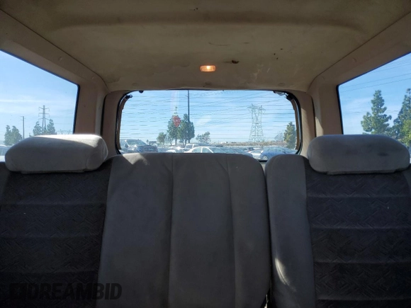 2001 Ford Explorer XLT with VIN 1FMZU63E01ZA13443, listed as a Copart auction lot 42386555 with 226,584 mi miles and Salvage title. Bid and sale history available at DreamBid. Image 10.