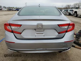 2018 Honda Accord EX with VIN 1HGCV1F49JA072875, listed as a Copart auction lot 51618915 with 137,424 mi miles and Salvage Title. Bid and sale history available at DreamBid. Image 6.