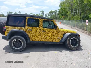 2018 Jeep Wrangler Unlimited Sport z VIN 1C4HJXDN2JW324872, wystawiony jako IAAI lot #42112231 z przebiegiem 80 412 mil mil oraz . Historia ofert i sprzedaży dostępna na DreamBid. Obrazek 14.