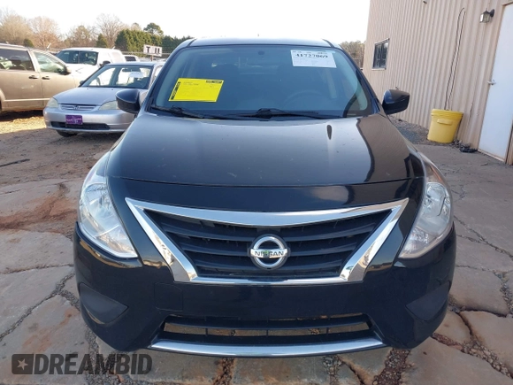2016 Nissan Versa S z VIN 3N1CN7AP9GL843892, wystawiony jako IAAI lot #41727069 z przebiegiem 130 035 mil mil oraz . Historia ofert i sprzedaży dostępna na DreamBid. Obrazek 12.