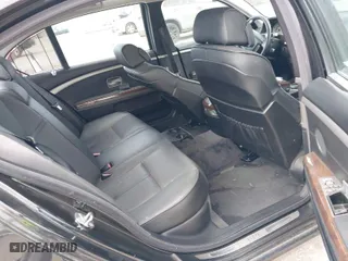 2008 BMW 7 Series 750Li with VIN WBAHN83518DT82406, listed as a IAAI auction lot 42037591 with 144,624 mi miles. Bid and sale history available at carsss.com. Image 8.