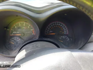 2001 Pontiac Grand Am GT with VIN 1G2NW12E51M542292, listed as a IAAI auction lot 41971237 with 1 mi miles. Bid and sale history available at carsss.com. Image 7.