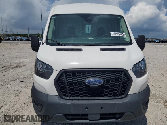 2023 Ford Transit Cargo z VIN 1FTBR1C81PKB53460, wystawiony jako Copart lot #60905465 z przebiegiem 35 658 mil mil oraz Czysty tytuł • Clean title. Historia ofert i sprzedaży dostępna na DreamBid. Obrazek 5.