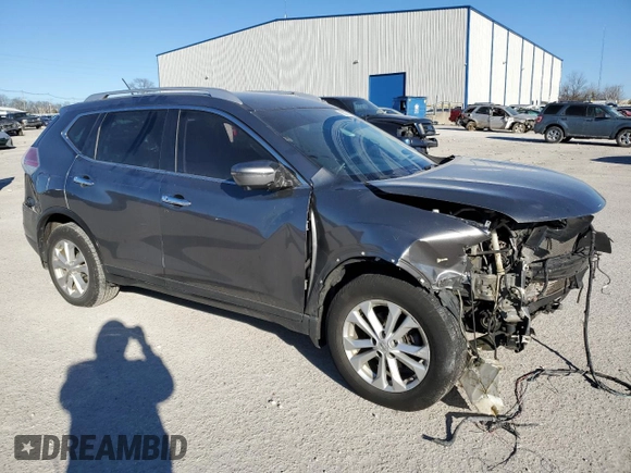 2016 Nissan Rogue SV with VIN KNMAT2MV8GP608413, listed as a Copart auction lot 83377454 with 137,260 mi miles and Non Repairable. Bid and sale history available at carsss.com. Image 4.