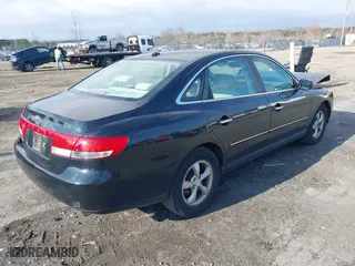 2007 Hyundai Azera GLS with VIN KMHFC46D27A222526, listed as a IAAI auction lot 41222828 with 178,845 mi miles. Bid and sale history available at carsss.com. Image 4.