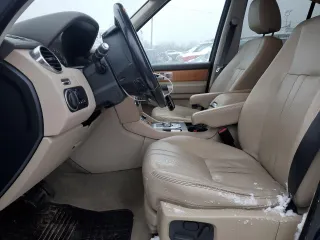 2014 Land Rover LR4 HSE with VIN SALAG2V60EA722541, listed as a Copart auction lot 84387474 with 106,845 mi miles and Salvage Title. Bid and sale history available at DreamBid. Image 7.