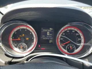 2013 Dodge Durango SXT с VIN 1C4RDHAG3DC617080, выставлен на аукционе Copart как лот 63487025 с пробегом 196 334 миль миль и Списание • Salvage title. История ставок и продаж доступна на DreamBid. Изображение 9.
