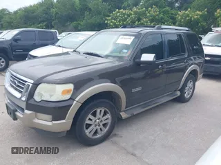 2007 Ford Explorer Eddie Bauer z VIN 1FMEU64E67UA75755, wystawiony jako IAAI lot #42363410 z przebiegiem 243 746 mil mil oraz . Historia ofert i sprzedaży dostępna na DreamBid. Obrazek 2.