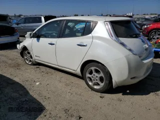 2015 Nissan LEAF SV with VIN 1N4AZ0CPXFC300709, listed as a Copart auction lot 66047843 with 85,638 mi miles. Bid and sale history available at carsss.com. Image 2.